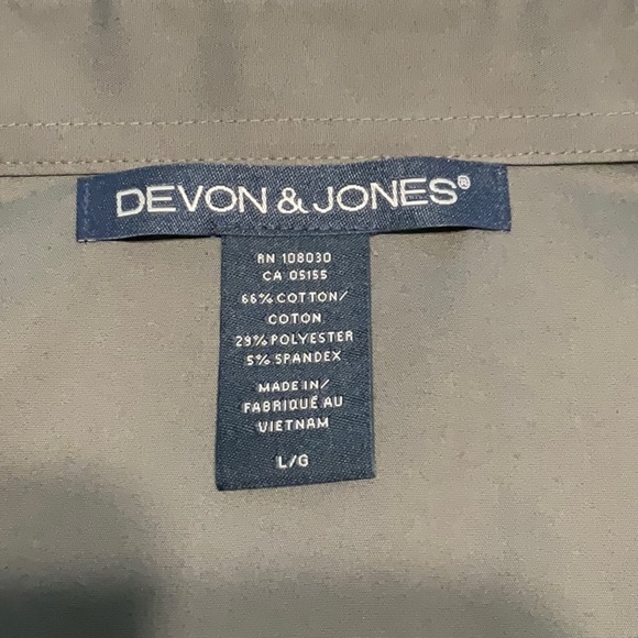 Devon & Jones men’s Untucked crown collection - Picture 7 of 8